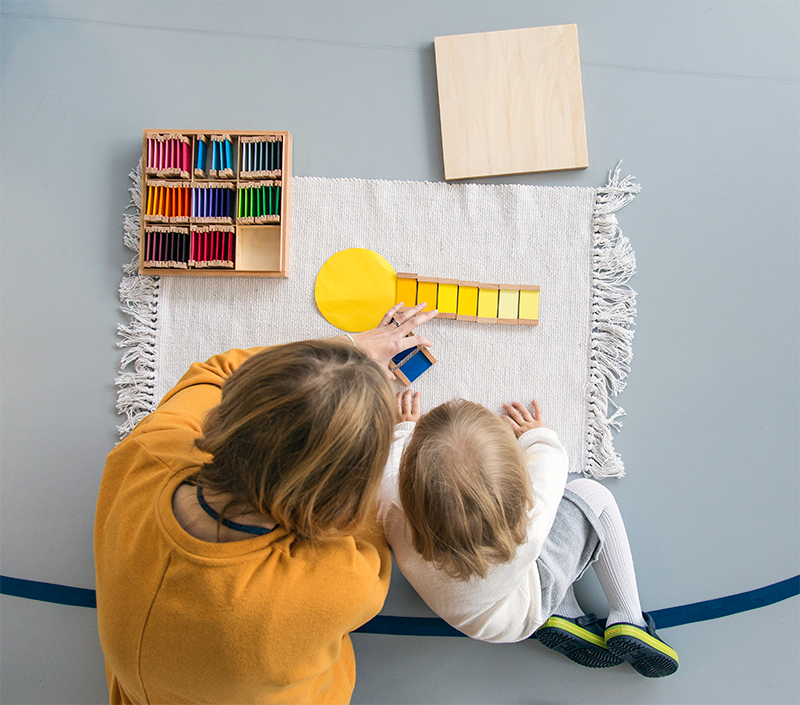 Dzieci w przedszkolu Montessori Poznań Grunwald